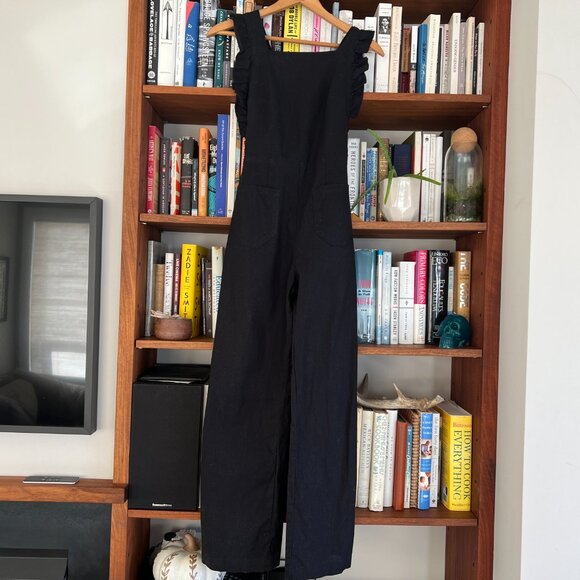 Lykke Wullf Cropped Black Overalls - Picture 2 of 8